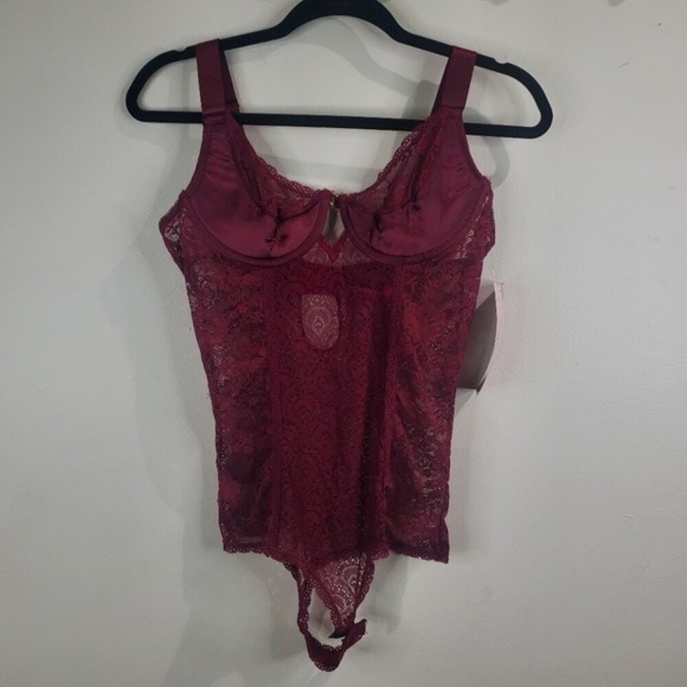 Seven til midnight burgundy lace teddy size large nwt